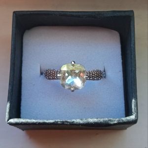 Beautiful Canary Quartz CZ Diamond Ring (Size 7)